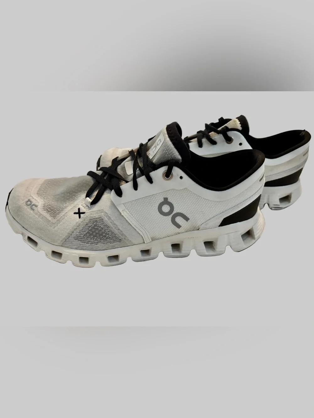 On Cloud X 3 Training Running Shoes - White/Black Women's 9